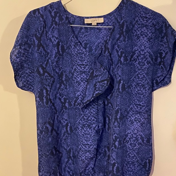 LOFT violet top - Picture 1 of 3